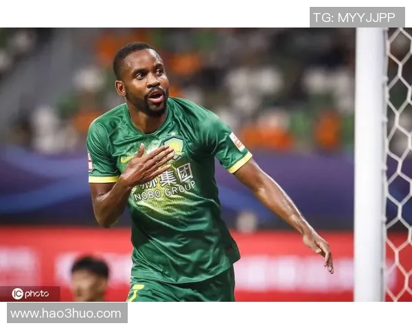 鲁能与国安激战正酣巴坎布能否再现精彩表现引发球迷期待